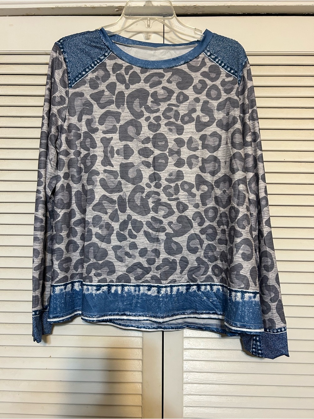 Women’s Gray Leopard Print Long-Sleeve Top with Faux Denim trim